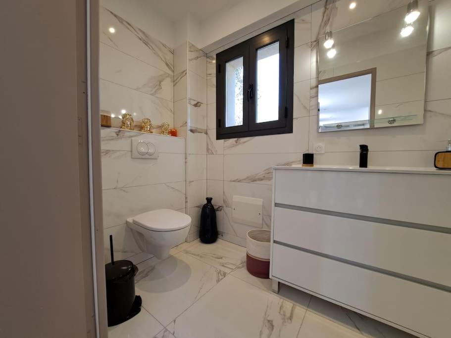 Maison Au Calme Idealement Situee Proche Plage Bonifacio  Eksteriør billede